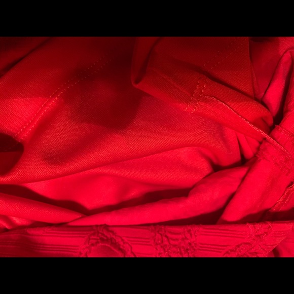 Off Shoulder Tight and Curve Enhancing Red Dress - Picture 3 of 10